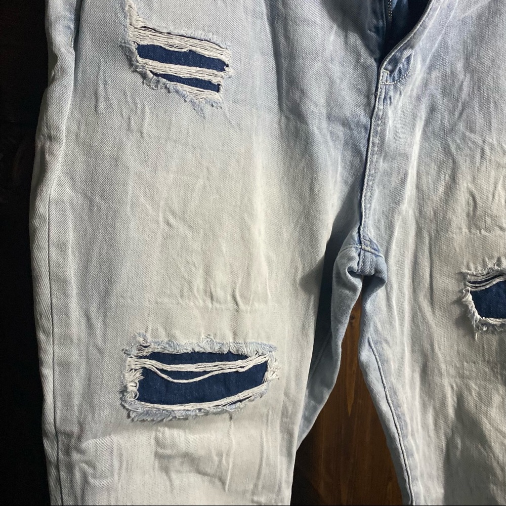 New York & Company Ripped jeans